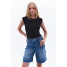 Siyah Pamuklu Bot Yaka Tişört